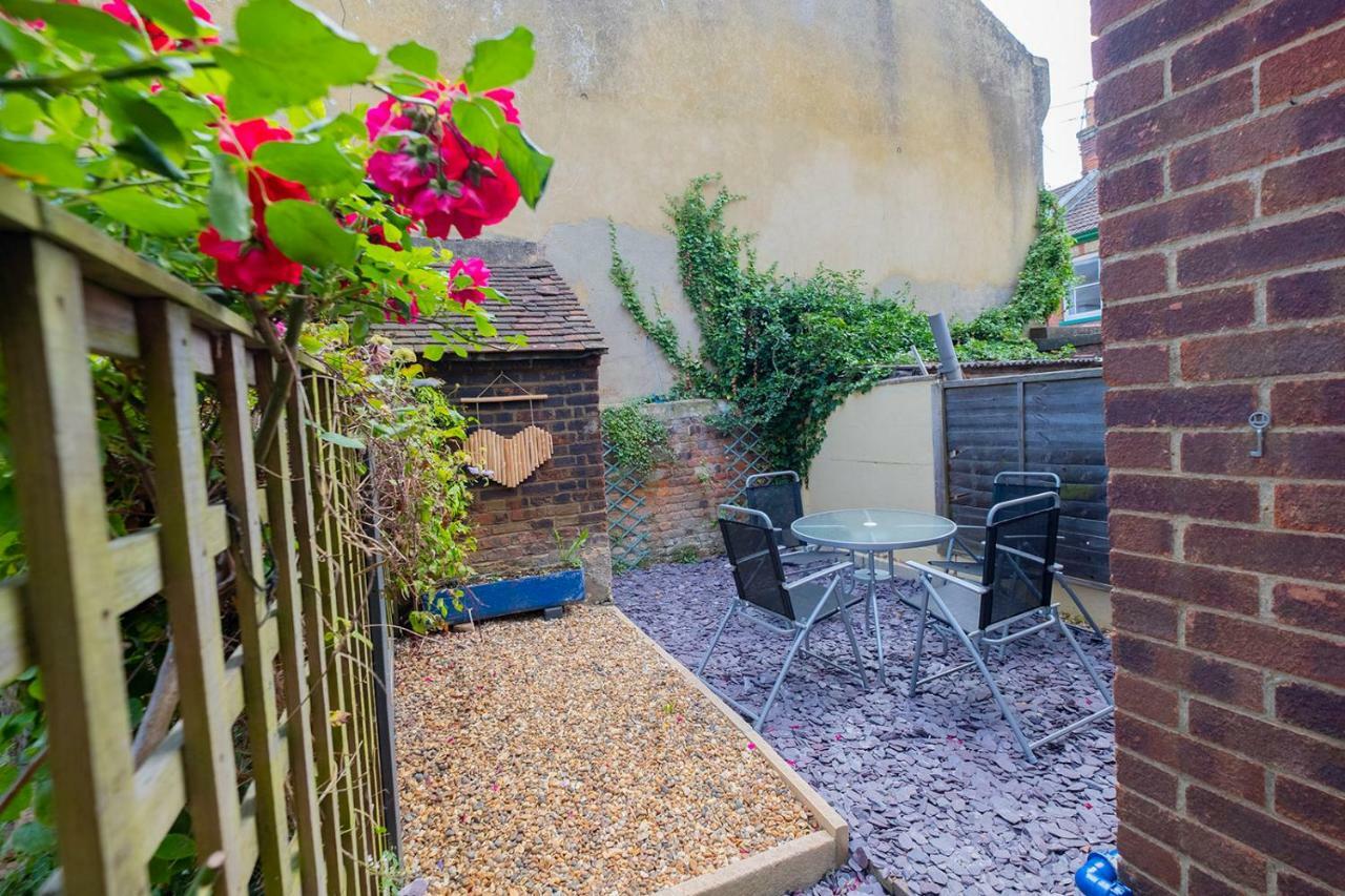 Kpgl Cosy Home Canterbury Exterior photo